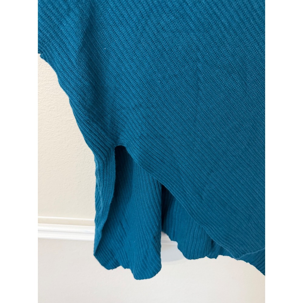 The‎ Limited Teal Blue Ribbed Knit Poncho Wrap One Size Wool Blend NWT - Picture 3 of 7